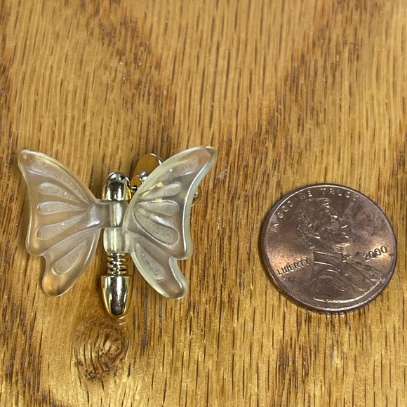 Avon Pink & White Butterfly Pins - Picture 3 of 4